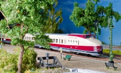 KATO-Lemke K10-747-1 - N - 4-tlg. Triebzug VT18.16 SVT Görlitz, DR, Ep. VI - DC-Sound